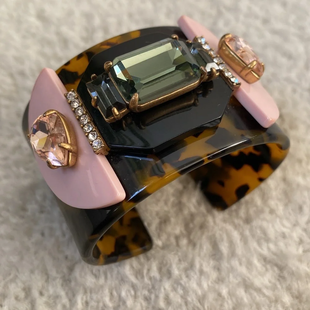 **SOLD** J.Crew tortoise lucite gem cuff - Picture 1 of 7